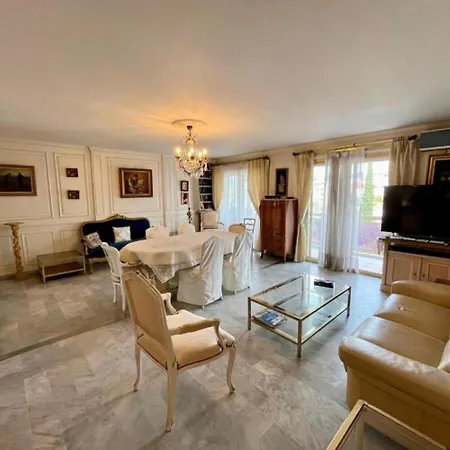 Viva Riviera Large 1 Bedroom Les Mimosas